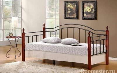 Interior del dormitorio con un sofá en lugar de una cama (20 fotos)
