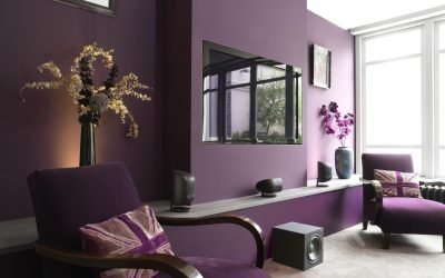 Color violeta en el interior y sus combinaciones.