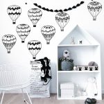 Decorando la pared con cuadros