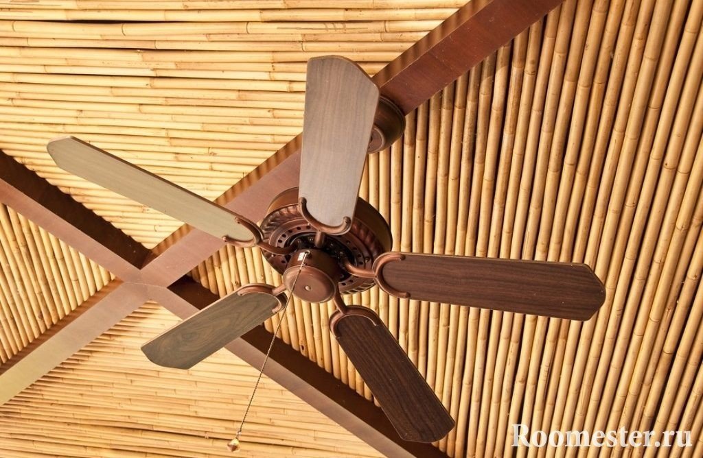 Decoraciones de techo de bambú