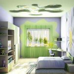 Techo de varios niveles en la habitación de los niños.