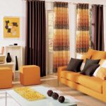 La combinación de cortinas en diferentes colores.