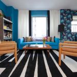 Sala de estar con paredes azules