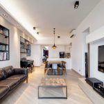 Sala de estar larga