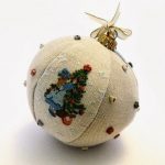 Bola con bordados