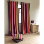 Rayas de colores en las cortinas