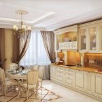 Cocina con muebles blancos