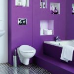 Interior de baño lila