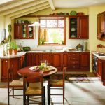 Muebles de madera en la cocina