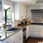 Azulejos en la pared de la cocina.
