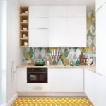 Azulejos brillantes en la cocina