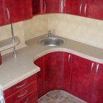 Cocina beige burdeos
