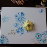 Flor sobre lienzo