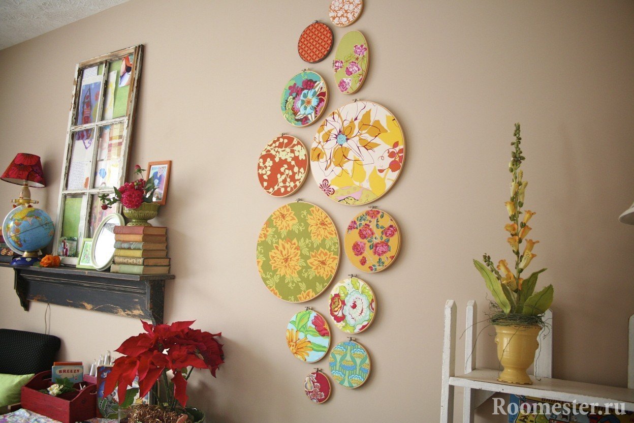 Plaques decoratives a la paret Plaques decoratives a la paret