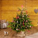 Ciervo y árbol de navidad