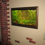 Acuario en la pared