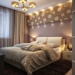 Luz de fondo sobre la cama