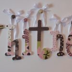 Letras con arcos.