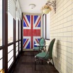Bandera en el interior del balcón.