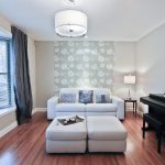 Muebles tapizados en blanco