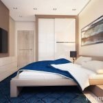 Pintando sobre la cama