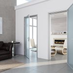 Puertas de vidrio en la habitación