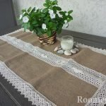 Mantel con borde blanco
