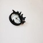 Colgamos el reloj en la pared
