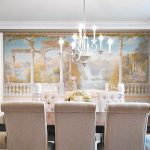 Comedor con un interior elegante.