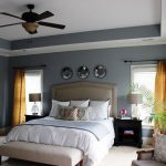 Ventilador de techo en el dormitorio