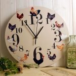 Reloj con gallinas