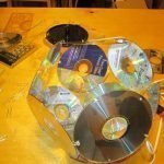 Antes de instalar las últimas unidades, instale la bombilla en el cartucho