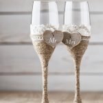 Copas de vino con corazones