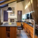 Fachada de muebles de cocina de madera.