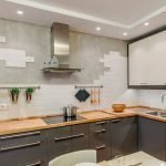 Muebles con encimera de madera.