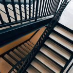 Escalera marcha de madera