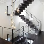 Escalera para un edificio de varios pisos.