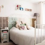 Paredes blancas en el dormitorio familiar
