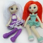 Muñecas en diferentes vestidos