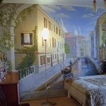 Interior con Venecia en la pared