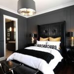 Dormitorio gris con negro