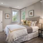 Dormitorio blanco y gris