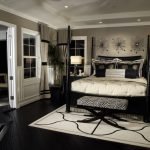 La combinación de muebles con el interior.