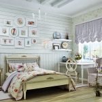 Pinturas sobre la cama