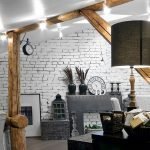 Postes de madera en el interior