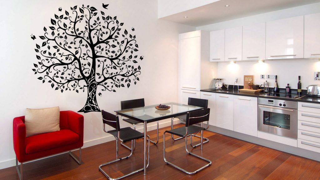 Arbre a la paret de l’interior