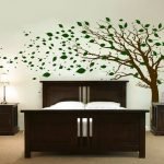Árbol sobre la cama