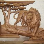 León
