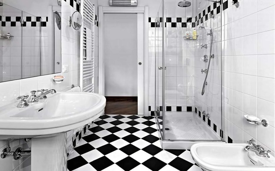 Baño de estilo minimalista