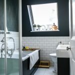 Baño abuhardillado